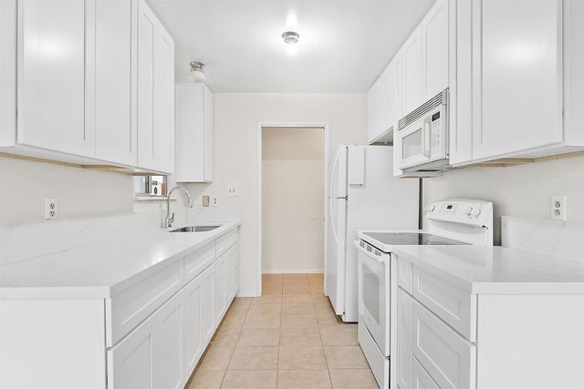 4836 Yucca Way, North Highlands, CA 95660