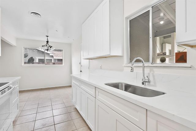 4836 Yucca Way, North Highlands, CA 95660