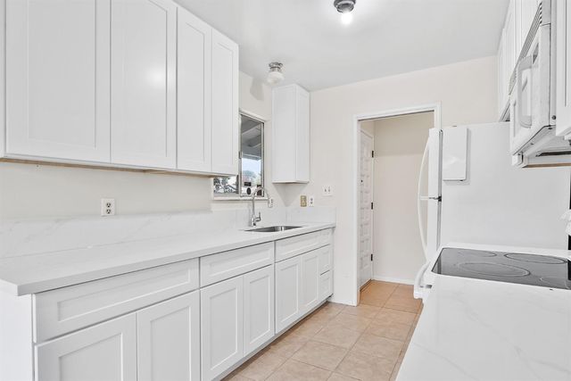 4836 Yucca Way, North Highlands, CA 95660