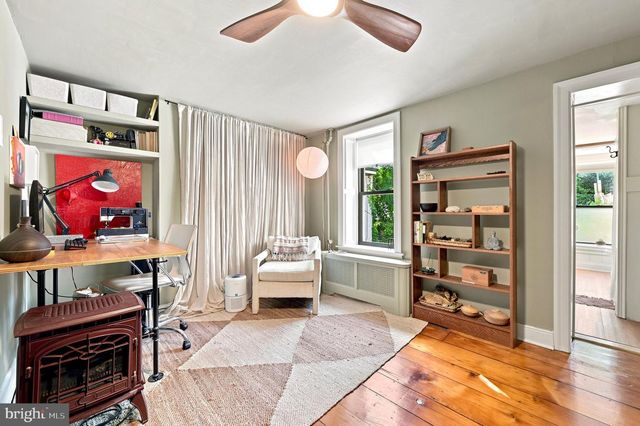 124 GRAPE ST, Philadelphia, PA 19127