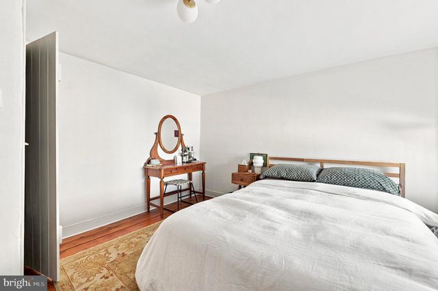 124 GRAPE ST, Philadelphia, PA 19127