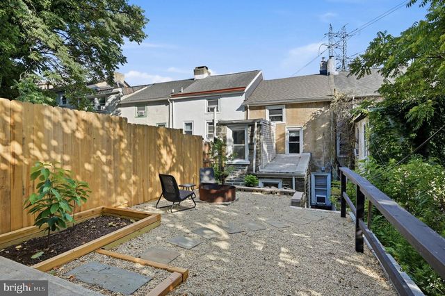 124 GRAPE ST, Philadelphia, PA 19127