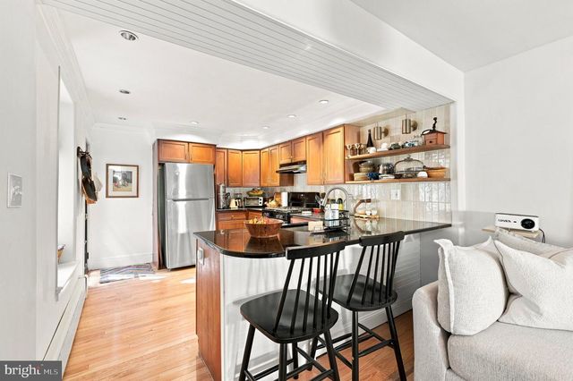 124 GRAPE ST, Philadelphia, PA 19127