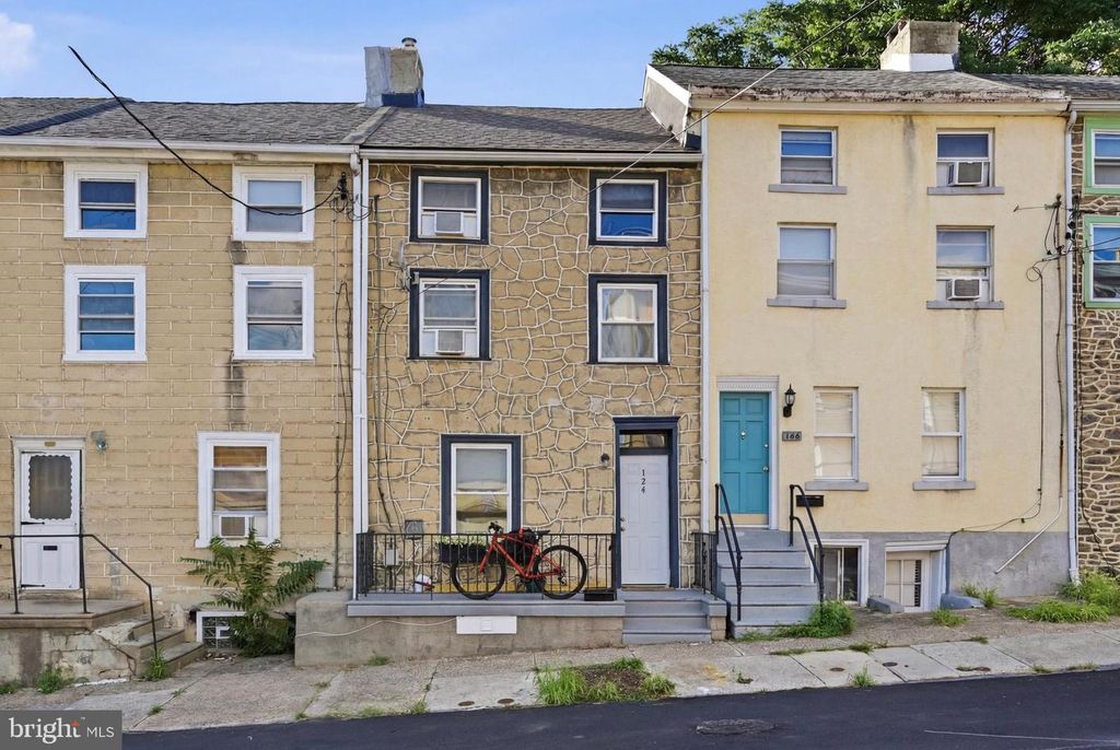 124 GRAPE ST, Philadelphia, PA 19127