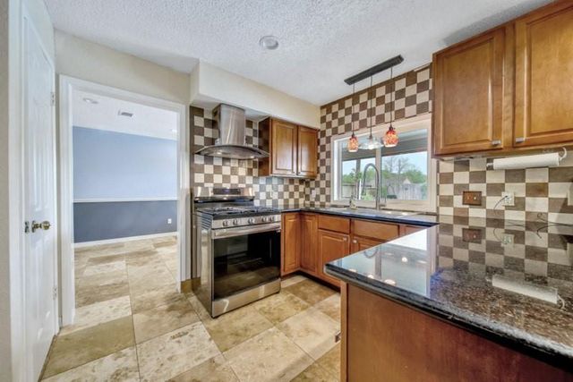 3006 Mesquite Drive, Sugar Land, TX 77479