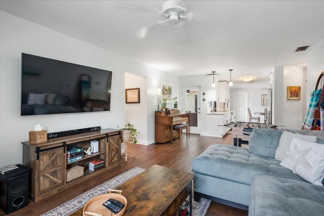4346 MEADOWLAND CIRCLE, Sarasota, FL 34233