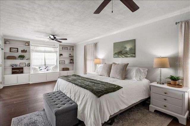 4346 MEADOWLAND CIRCLE, Sarasota, FL 34233