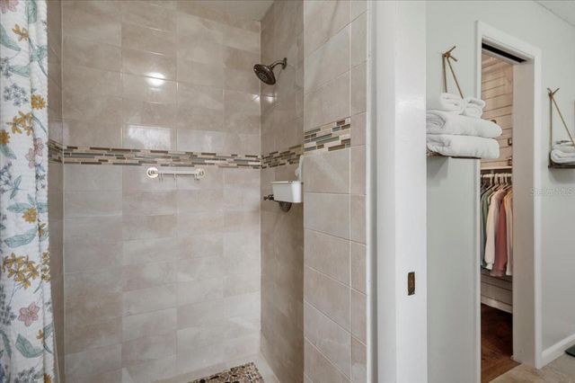 4346 MEADOWLAND CIRCLE, Sarasota, FL 34233