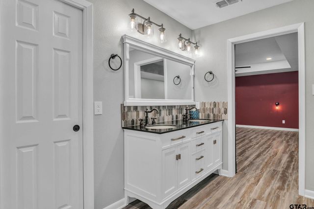 14668 CR 173 N, Kilgore, TX 75662