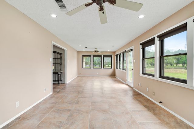 6951 Farm Road 1499, Sumner, TX 75486