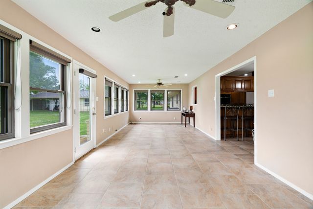 6951 Farm Road 1499, Sumner, TX 75486