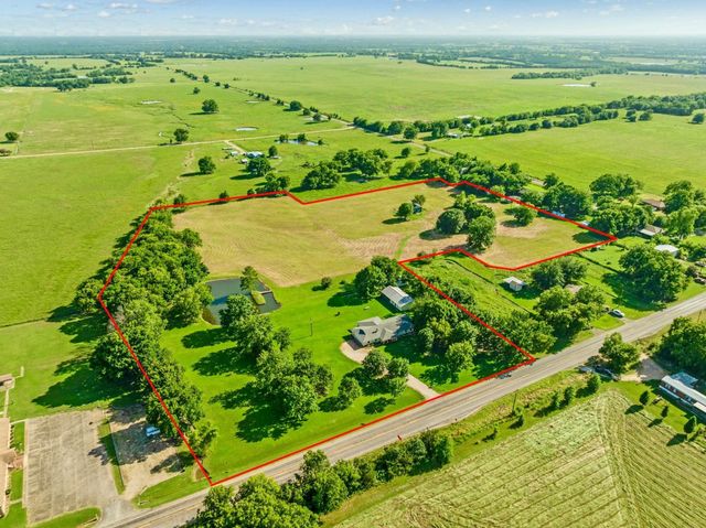 6951 Farm Road 1499, Sumner, TX 75486