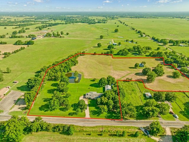 6951 Farm Road 1499, Sumner, TX 75486