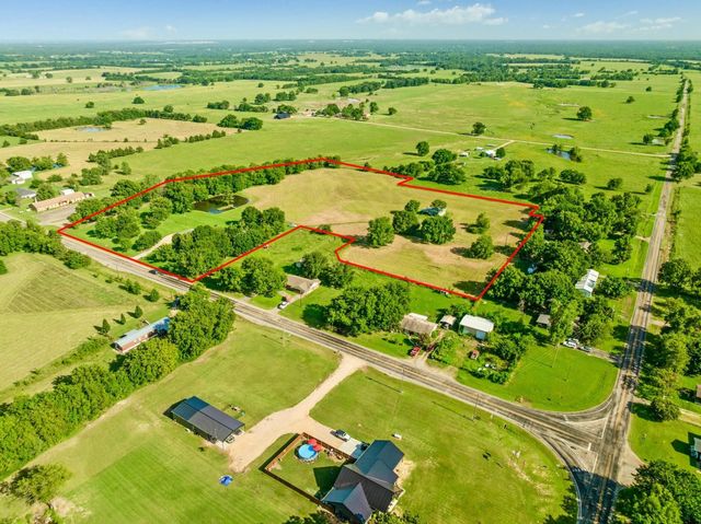 6951 Farm Road 1499, Sumner, TX 75486
