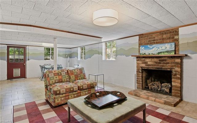 1117 Huntingdon Road, Winston-salem, NC 27104