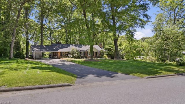 1117 Huntingdon Road, Winston-salem, NC 27104
