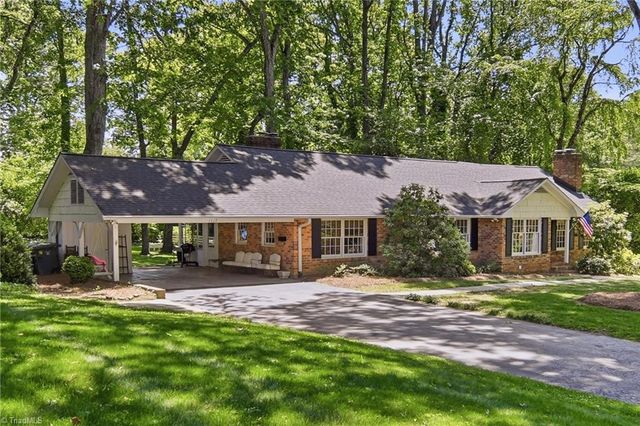 1117 Huntingdon Road, Winston-salem, NC 27104
