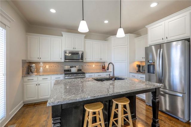 117 E Maple Street, Lone Jack, MO 64070