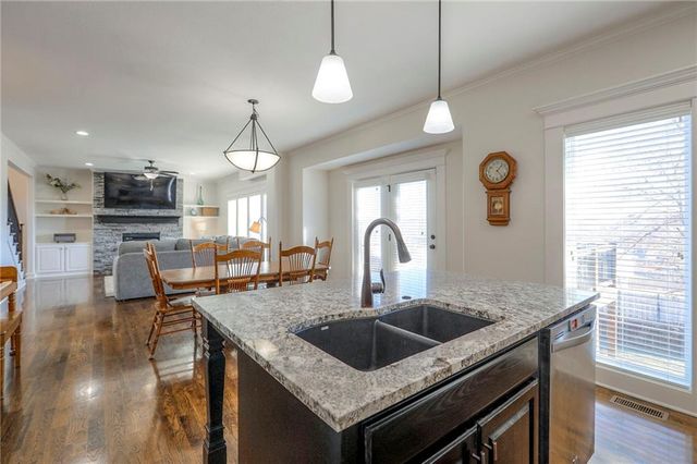 117 E Maple Street, Lone Jack, MO 64070