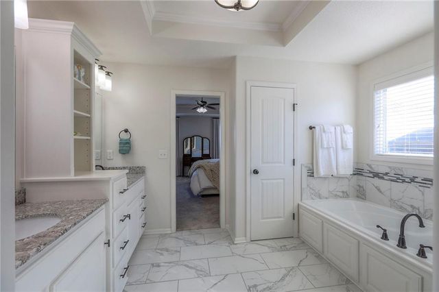 117 E Maple Street, Lone Jack, MO 64070