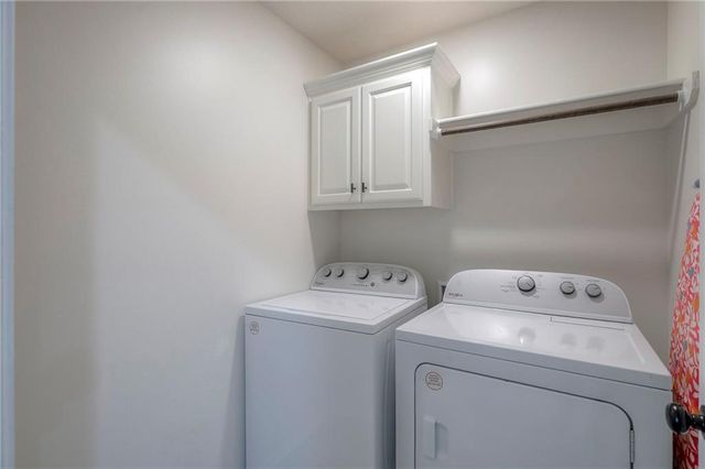 117 E Maple Street, Lone Jack, MO 64070