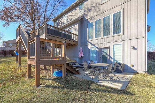 117 E Maple Street, Lone Jack, MO 64070