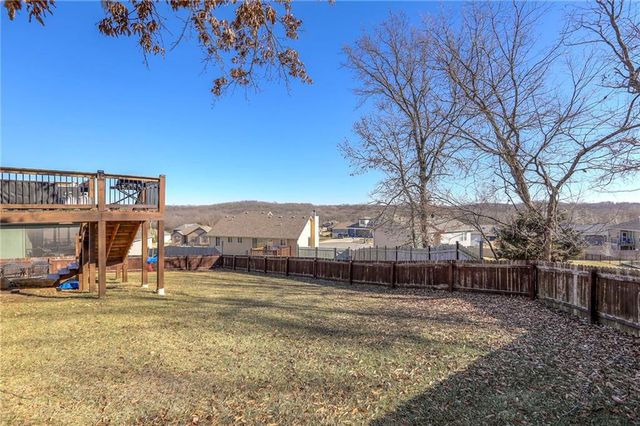 117 E Maple Street, Lone Jack, MO 64070