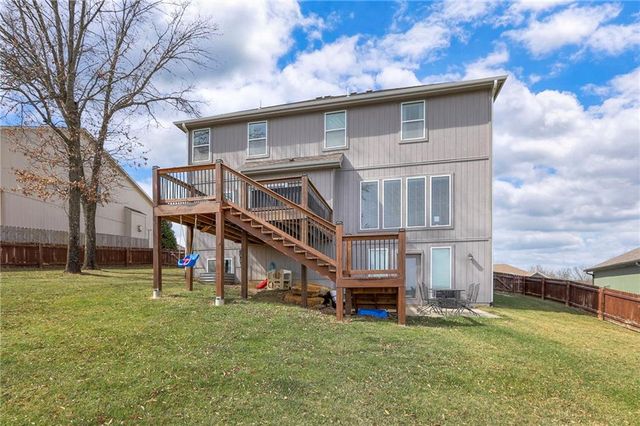 117 E Maple Street, Lone Jack, MO 64070