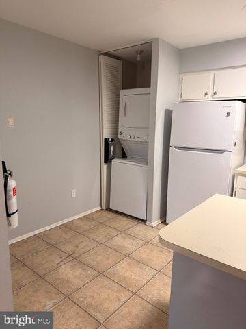 101 ASHTON CT, West Deptford, NJ 08051
