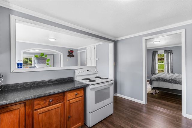 2915 S Riverbend Rd, Dalton, GA 30721