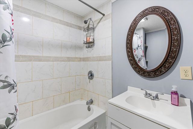 2915 S Riverbend Rd, Dalton, GA 30721