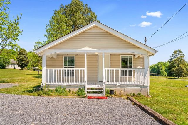 2915 S Riverbend Rd, Dalton, GA 30721