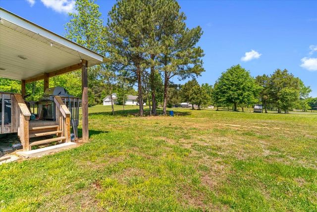 2915 S Riverbend Rd, Dalton, GA 30721