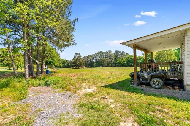 2915 S Riverbend Rd, Dalton, GA 30721