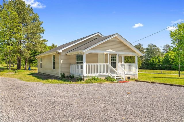 2915 S Riverbend Rd, Dalton, GA 30721