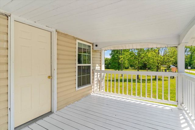 2915 S Riverbend Rd, Dalton, GA 30721