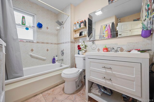 81 Allers Boulevard, Roosevelt, NY 11575