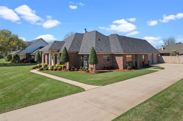 803 Brittany Lane, Bossier City, LA 71111