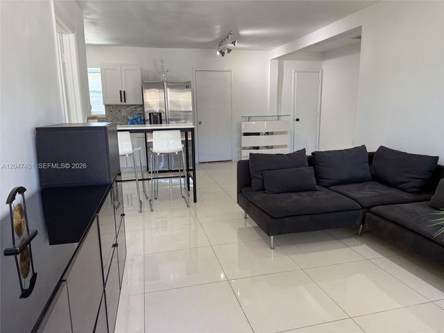 6700 NW 5th Ave, Miami, FL 33150