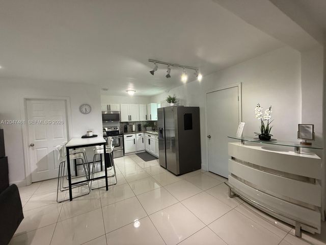 6700 NW 5th Ave, Miami, FL 33150