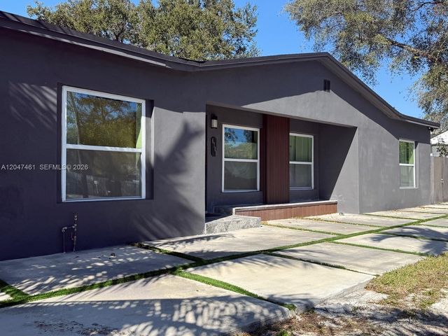 6700 NW 5th Ave, Miami, FL 33150