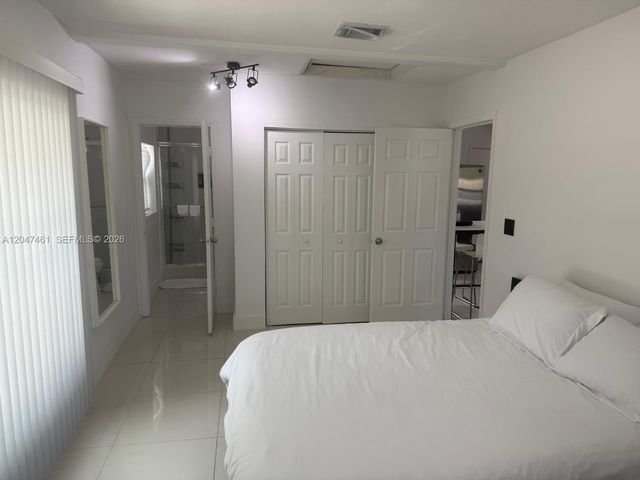 6700 NW 5th Ave, Miami, FL 33150