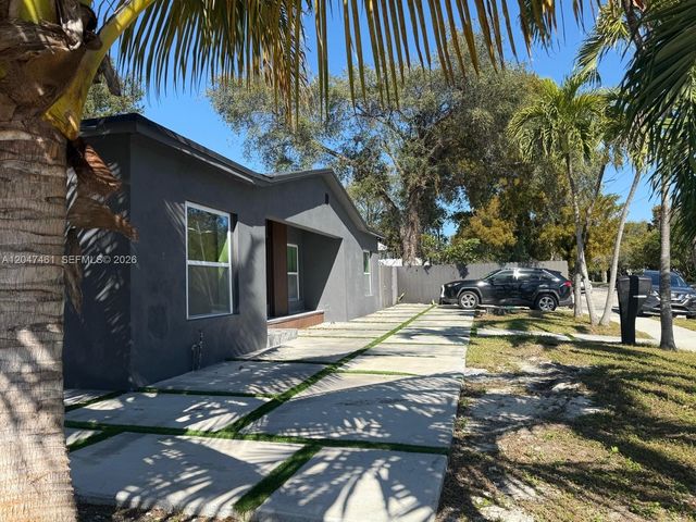 6700 NW 5th Ave, Miami, FL 33150