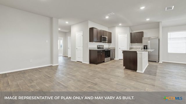310 BOATMAN Cove, Seguin, TX 78155