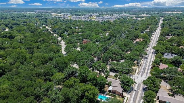 2105 Emerson Lane, Denton, TX 76209