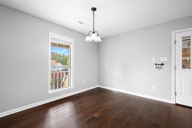 225 BRIERHEDGE RD, Covington, TN 38019