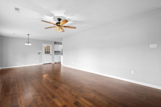 225 BRIERHEDGE RD, Covington, TN 38019