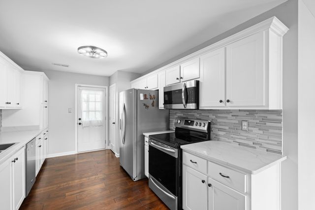 225 BRIERHEDGE RD, Covington, TN 38019