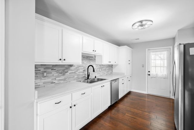 225 BRIERHEDGE RD, Covington, TN 38019