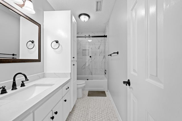 225 BRIERHEDGE RD, Covington, TN 38019